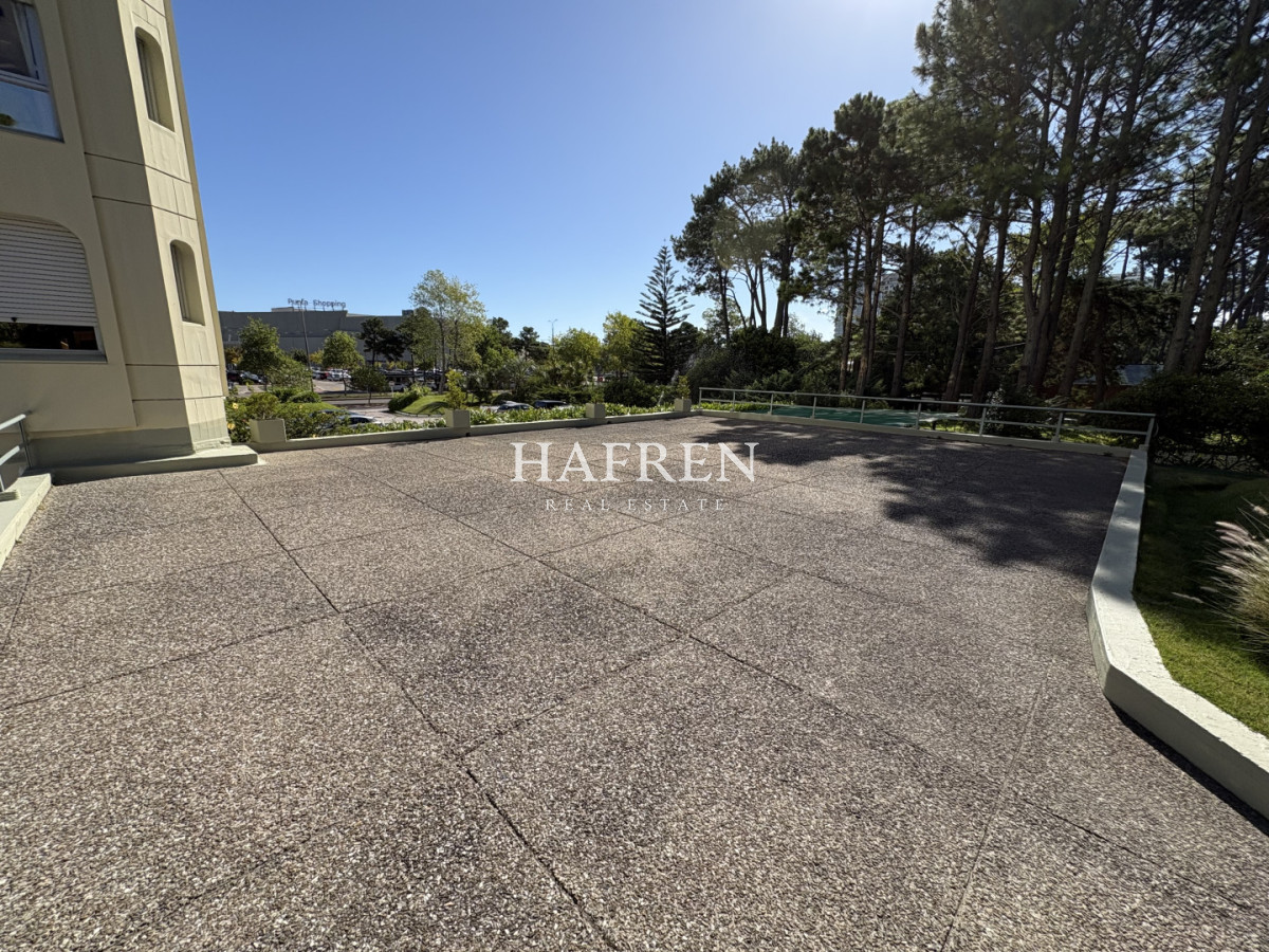 Apartamento ID.281 - Apartamento frente a Punta Shopping, Punta del Este