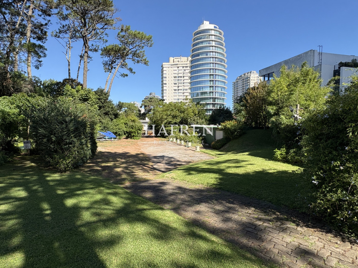 Apartamento ID.281 - Apartamento frente a Punta Shopping, Punta del Este