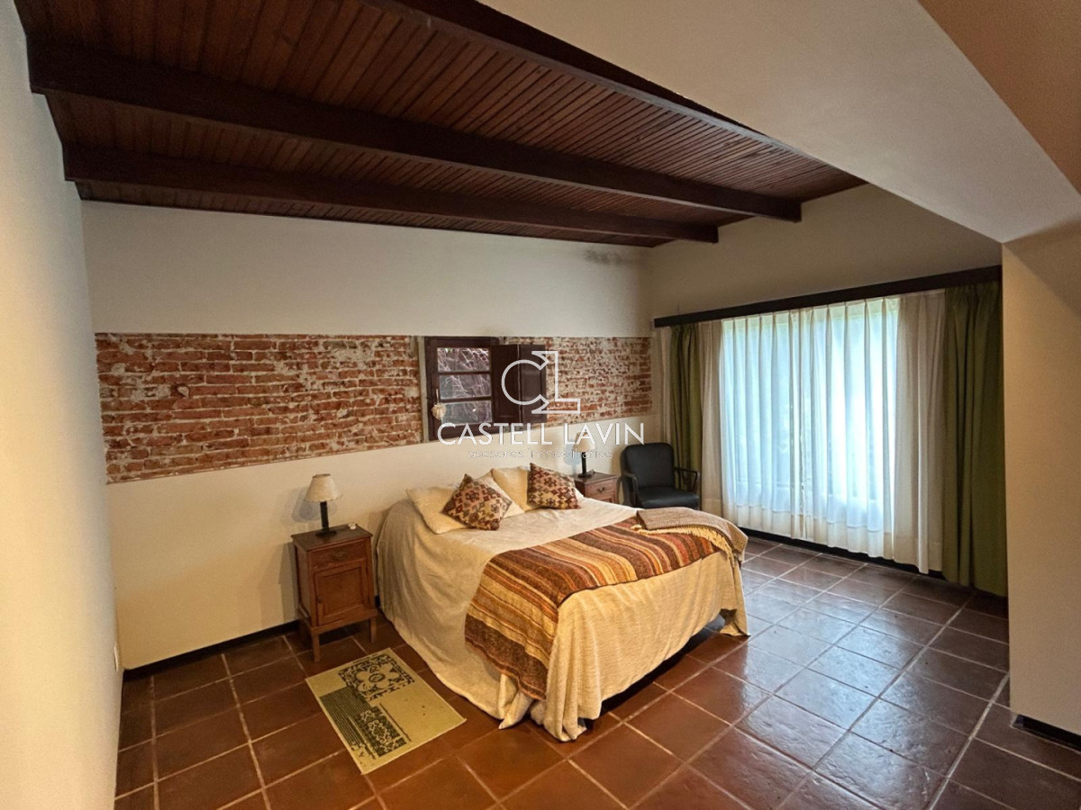 Chacra ID.847 - OPORTUNIDAD !!!!  VENDO CHACRA DE 14 HAS QUE YA NO SE ENCUENTRAN EN LA ZONA . CANCHA DE POLO , PICADERO Y CABALLERIZAS 