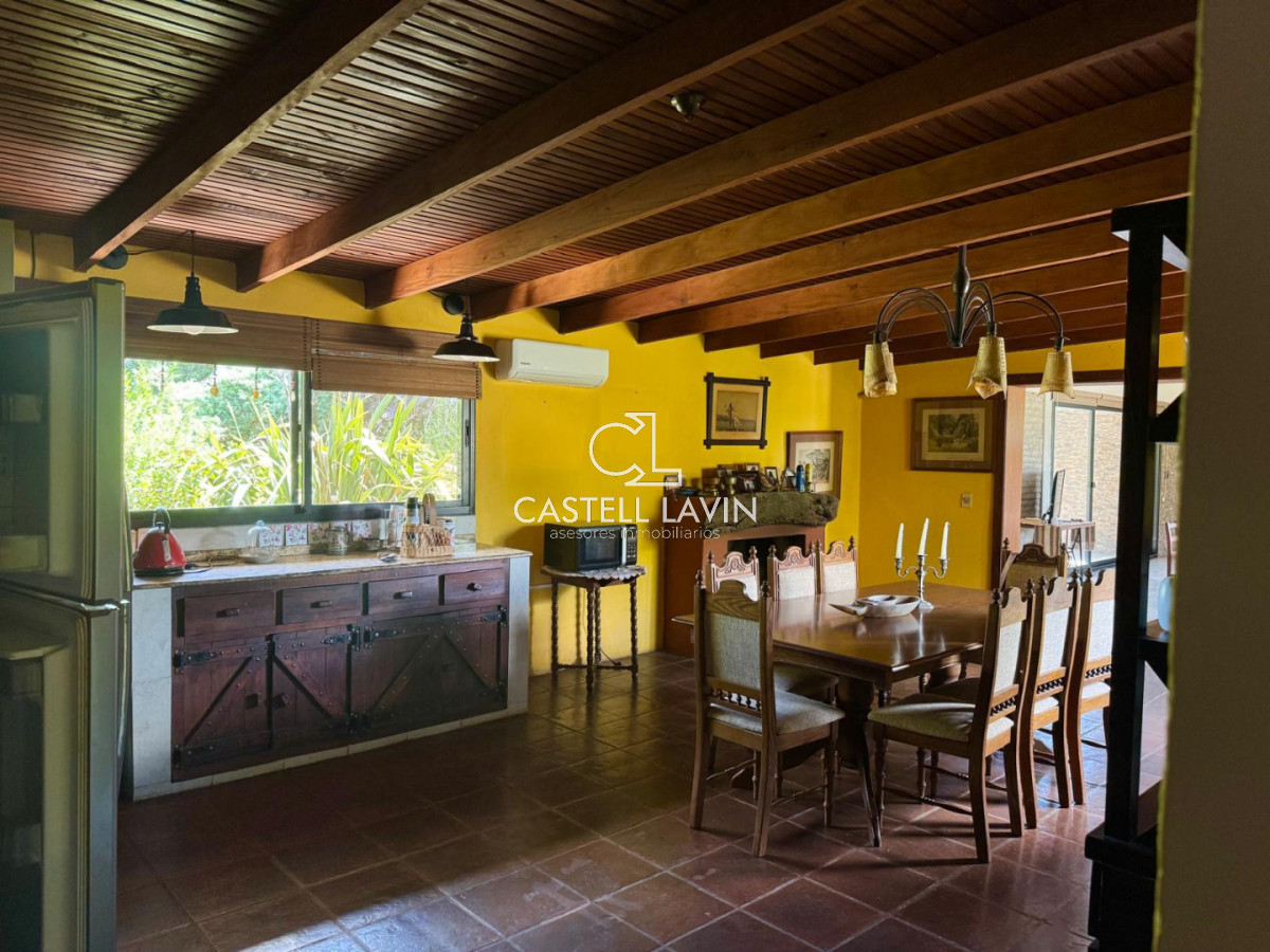 Chacra ID.847 - OPORTUNIDAD !!!!  VENDO CHACRA DE 14 HAS QUE YA NO SE ENCUENTRAN EN LA ZONA . CANCHA DE POLO , PICADERO Y CABALLERIZAS 