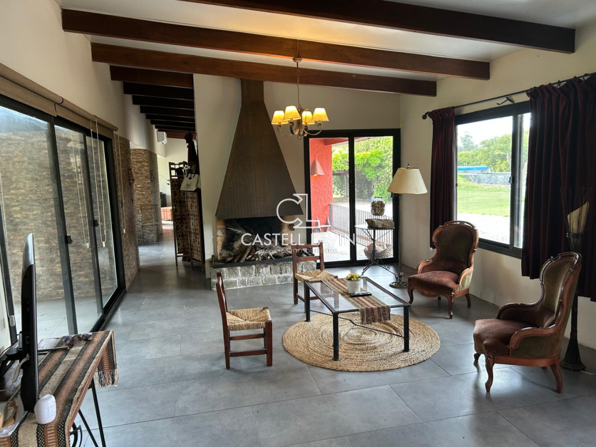 Chacra ID.847 - OPORTUNIDAD !!!!  VENDO CHACRA DE 14 HAS QUE YA NO SE ENCUENTRAN EN LA ZONA . CANCHA DE POLO , PICADERO Y CABALLERIZAS 