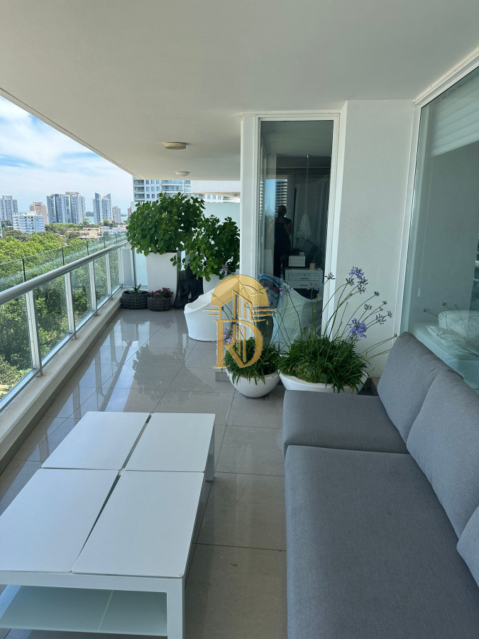 EXCEPCIONAL APTO DE 4 DORM Y 5 BAÑOS EN TORRE ONE I EN PLAYA BRAVA PISO 11 -id-742-19