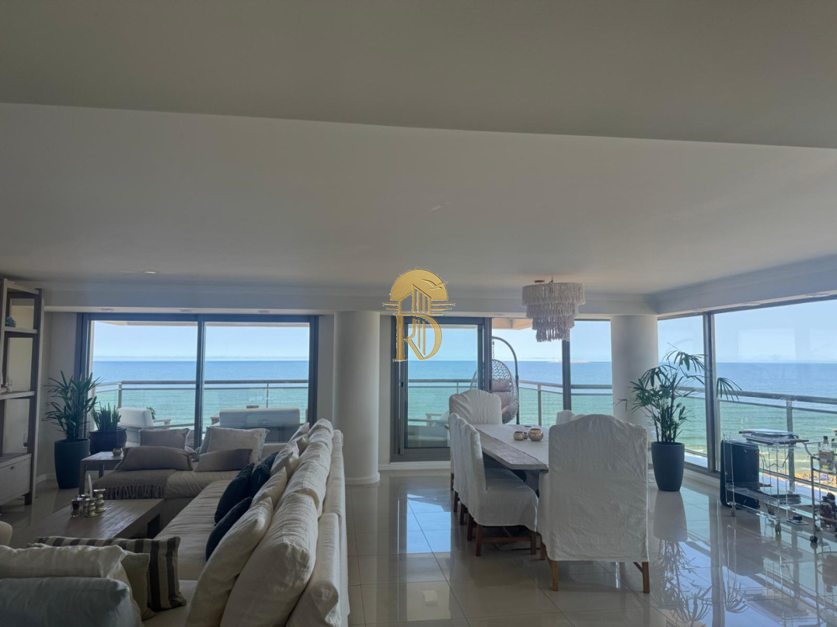 Torre Imperiale Exclusivo Apartamento de Gran Categoría con 4 Dormitorios, Servicio y 6 Baños -id-577-3