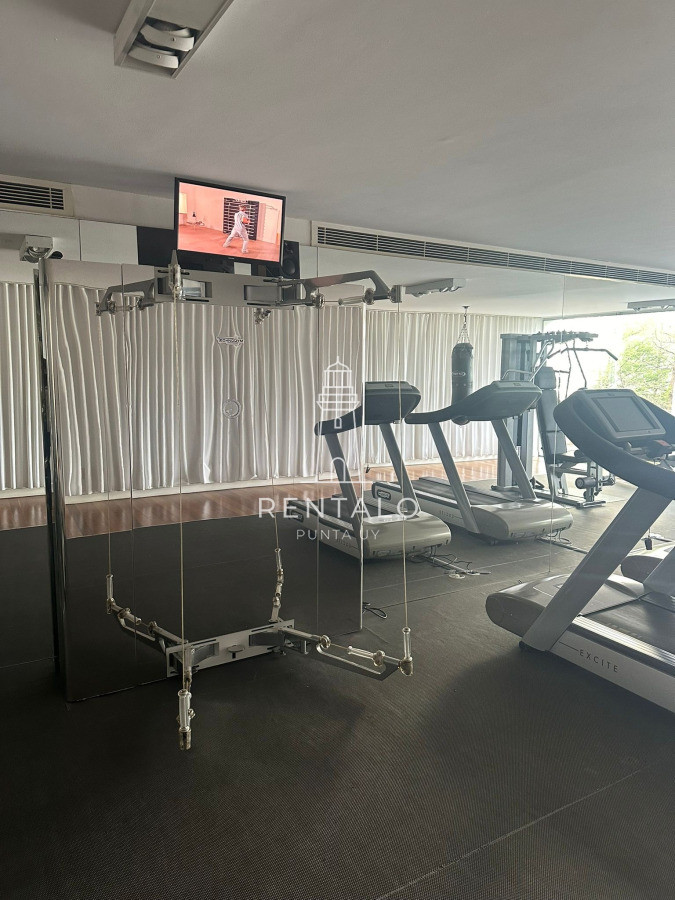 Apartamento ID.908 - Apartamento en venta de 1 dormitorio en Punta del este 2 baños