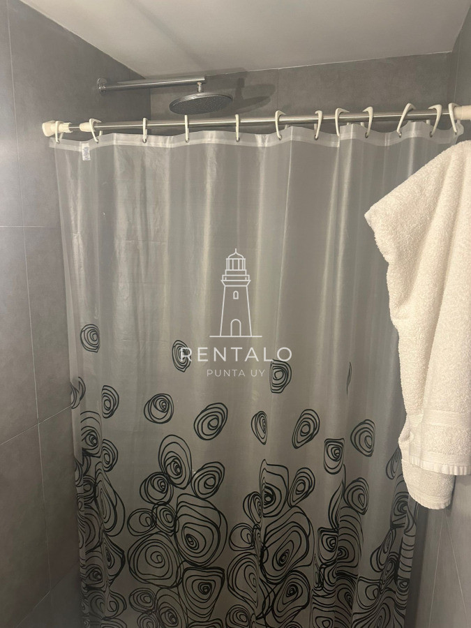 Apartamento ID.908 - Apartamento en venta de 1 dormitorio en Punta del este 2 baños