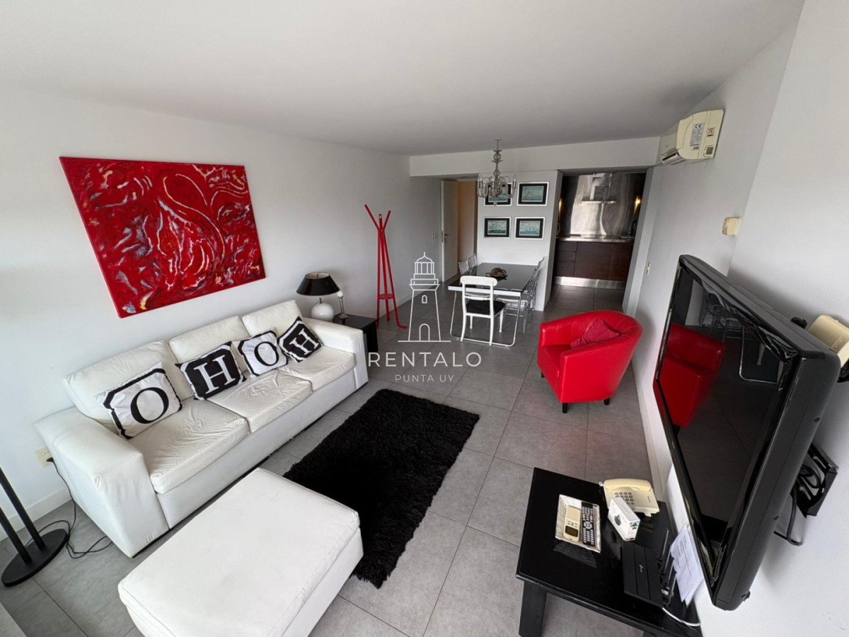 Apartamento ID.908 - Apartamento en venta de 1 dormitorio en Punta del este 2 baños