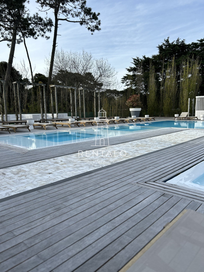 Apartamento ID.908 - Apartamento en venta de 1 dormitorio en Punta del este 2 baños