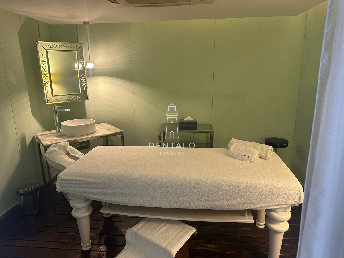 Apartamento ID.908 - Apartamento en venta de 1 dormitorio en Punta del este 2 baños