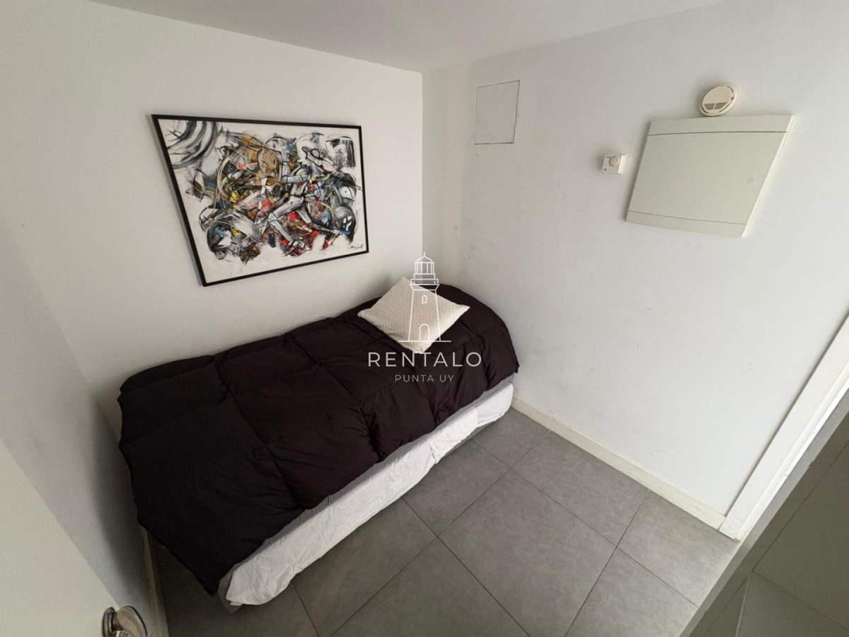 Apartamento ID.908 - Apartamento en venta de 1 dormitorio en Punta del este 2 baños