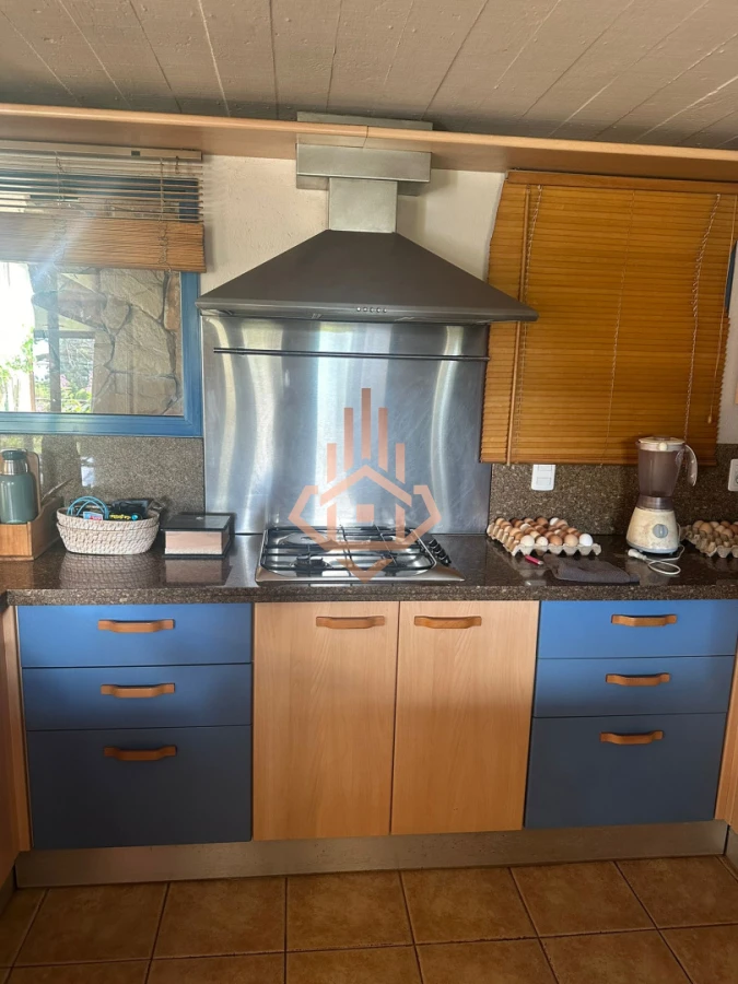 Vendo Casa en Nuevo Cantegril 5 Dormitorios y 5 Baños Exclente Construccion