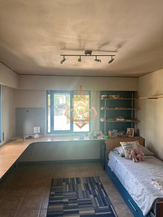 Vendo Casa en Nuevo Cantegril 5 Dormitorios y 5 Baños Exclente Construccion