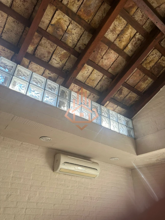 Vendo Casa en Nuevo Cantegril 5 Dormitorios y 5 Baños Exclente Construccion