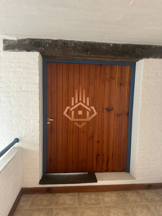 Vendo Casa en Nuevo Cantegril 5 Dormitorios y 5 Baños Exclente Construccion