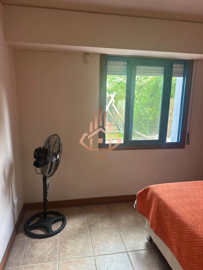 Vendo Casa en Nuevo Cantegril 5 Dormitorios y 5 Baños Exclente Construccion