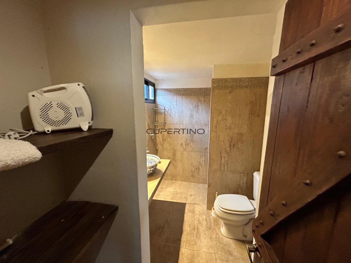 Chacra ID.3670 - LUGAR DE ENSUEÑO !!!!  VENDO CHACRA DE 14 HAS QUE YA NO SE ENCUENTRAN EN LA ZONA . CANCHA DE POLO , PICADERO Y CABALLERIZAS 