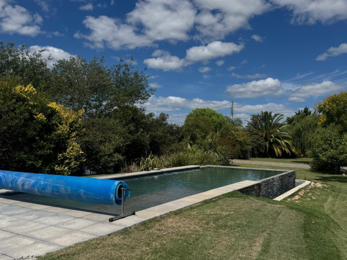 Chacra ID.3670 - LUGAR DE ENSUEÑO !!!!  VENDO CHACRA DE 14 HAS QUE YA NO SE ENCUENTRAN EN LA ZONA . CANCHA DE POLO , PICADERO Y CABALLERIZAS 