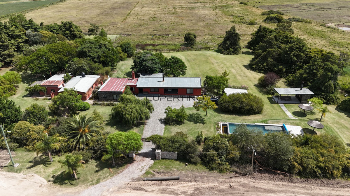 Chacra ID.3670 - LUGAR DE ENSUEÑO !!!!  VENDO CHACRA DE 14 HAS QUE YA NO SE ENCUENTRAN EN LA ZONA . CANCHA DE POLO , PICADERO Y CABALLERIZAS 