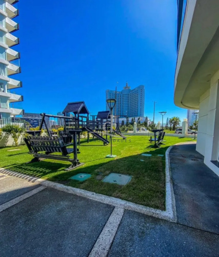 Apartamento de 3 dormitorios en Casino Tower, Punta del Este - Imagen 16