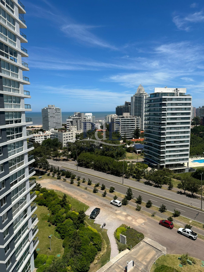 ALQUILO EXCEPCIONAL  APTO DE 4 DORM Y 5 BAÑOS EN TORRE ONE I EN PLAYA BRAVA PISO 11 - Imagen 22