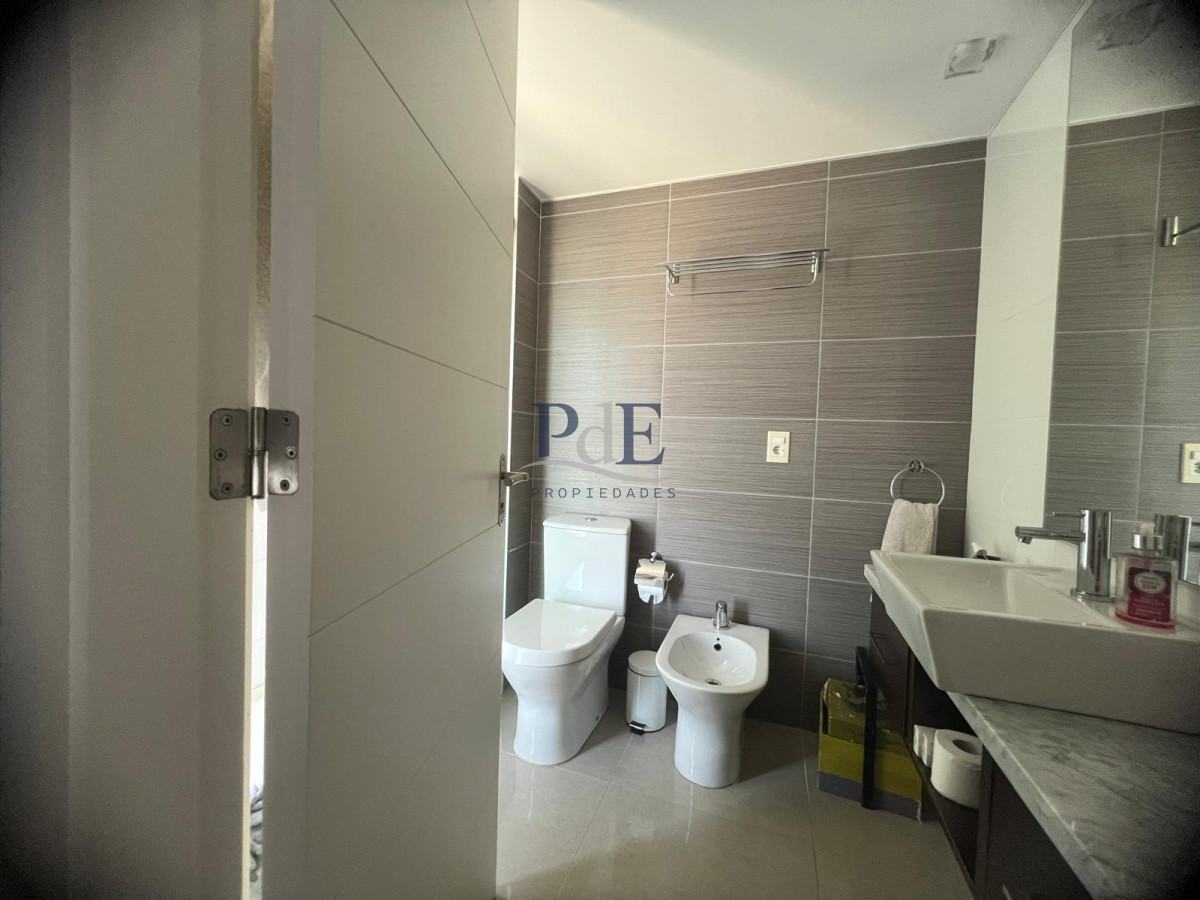 ALQUILO EXCEPCIONAL  APTO DE 4 DORM Y 5 BAÑOS EN TORRE ONE I EN PLAYA BRAVA PISO 11 - Imagen 48