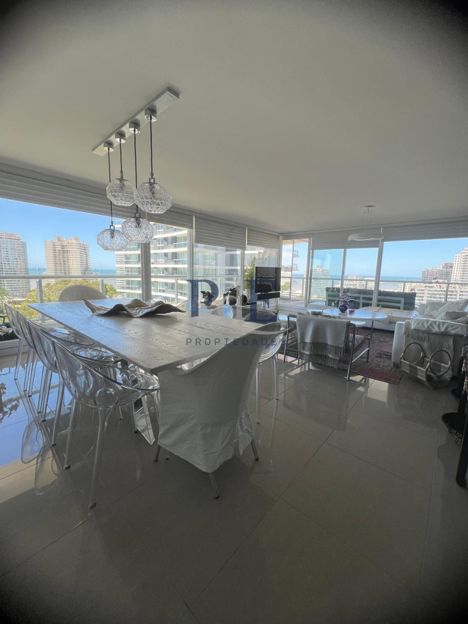 ALQUILO EXCEPCIONAL  APTO DE 4 DORM Y 5 BAÑOS EN TORRE ONE I EN PLAYA BRAVA PISO 11 - Imagen 12