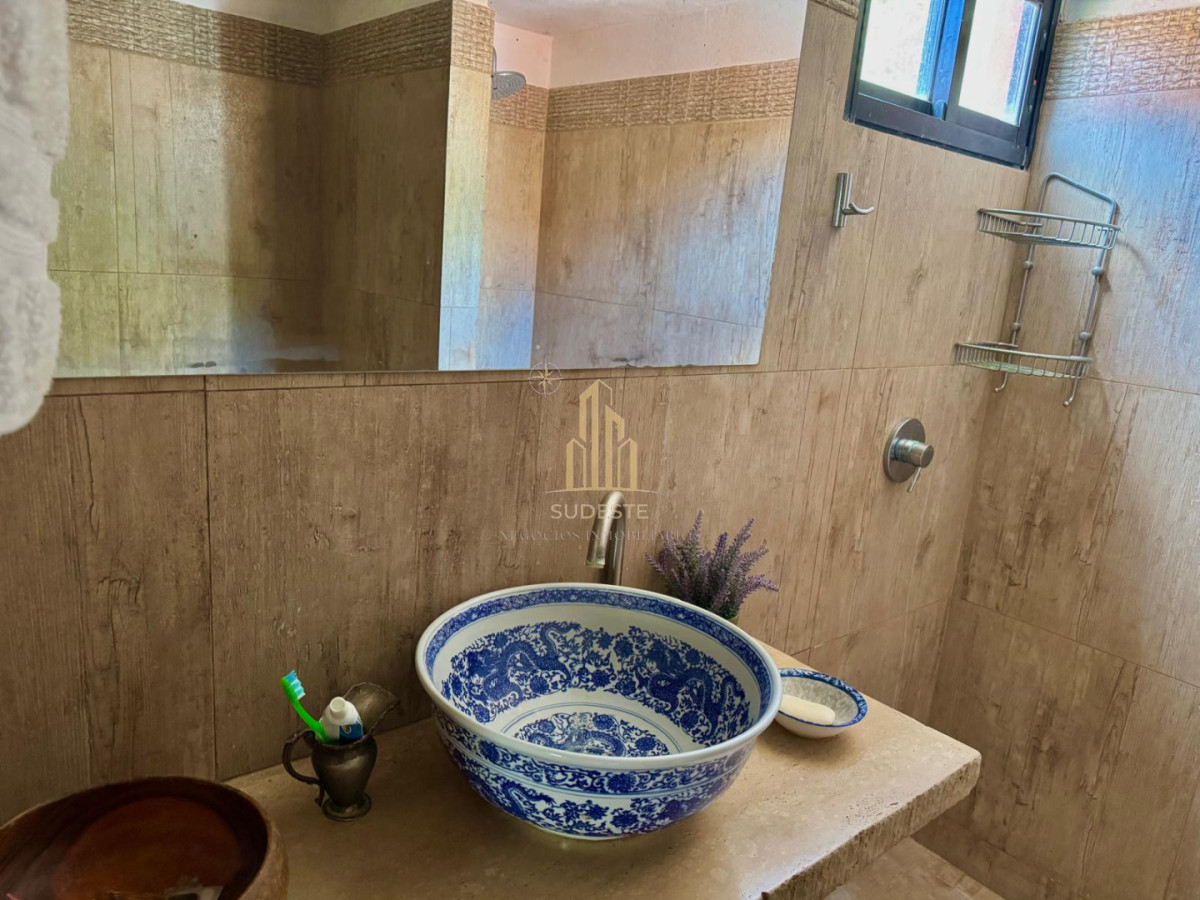 Chacra ID.13 - LUGAR DE ENSUEÑO !!!!  VENDO CHACRA DE 14 HAS QUE YA NO SE ENCUENTRAN EN LA ZONA . CANCHA DE POLO , PICADERO Y CABALLERIZAS 