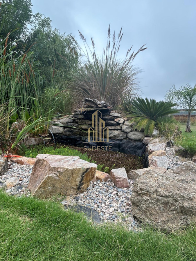 Chacra ID.13 - LUGAR DE ENSUEÑO !!!!  VENDO CHACRA DE 14 HAS QUE YA NO SE ENCUENTRAN EN LA ZONA . CANCHA DE POLO , PICADERO Y CABALLERIZAS 