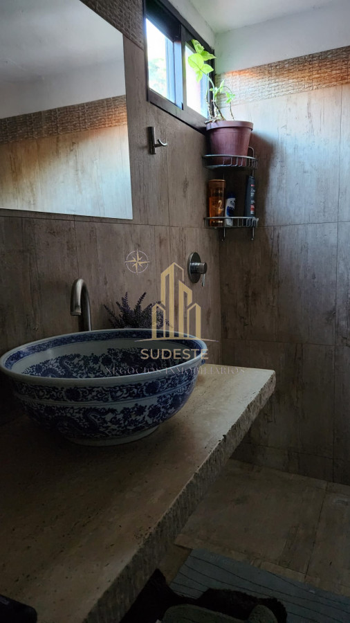 Chacra ID.13 - LUGAR DE ENSUEÑO !!!!  VENDO CHACRA DE 14 HAS QUE YA NO SE ENCUENTRAN EN LA ZONA . CANCHA DE POLO , PICADERO Y CABALLERIZAS 