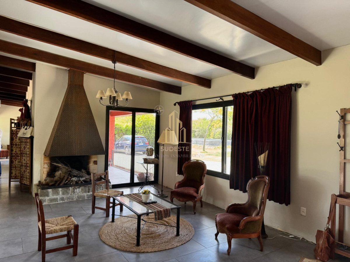 Chacra ID.13 - LUGAR DE ENSUEÑO !!!!  VENDO CHACRA DE 14 HAS QUE YA NO SE ENCUENTRAN EN LA ZONA . CANCHA DE POLO , PICADERO Y CABALLERIZAS 