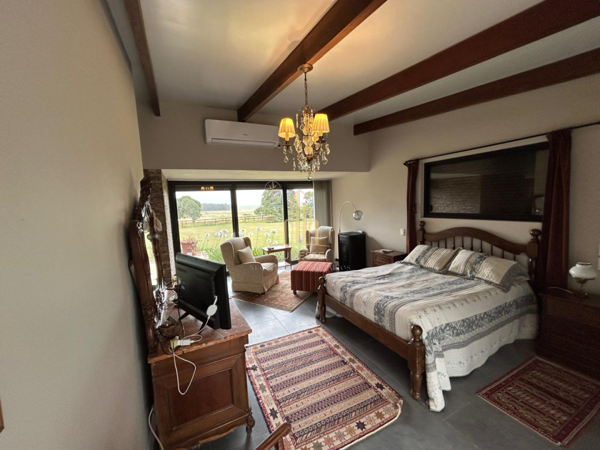 Chacra ID.13 - LUGAR DE ENSUEÑO !!!!  VENDO CHACRA DE 14 HAS QUE YA NO SE ENCUENTRAN EN LA ZONA . CANCHA DE POLO , PICADERO Y CABALLERIZAS 