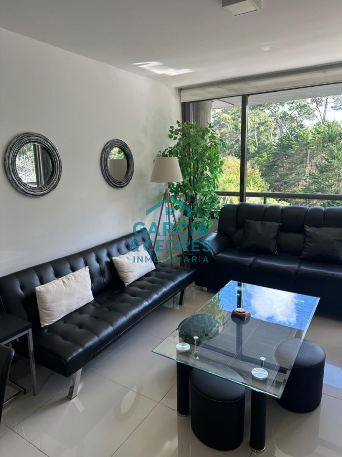 Apartamento ID.222 - Apartamento de 1 dormitorio en Edificio Unique, Punta del Este