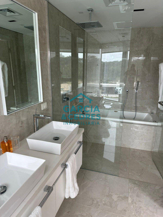 Apartamento ID.116 - APARTAMENTO TORRE TRUMP 2 DORM. Y 3 BAÑOS 
