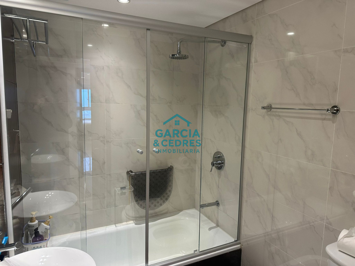 Apartamento ID.495 - Miami Boulevard, Punta del Este.  Apartamento de 2 dormitorios y 2 baños