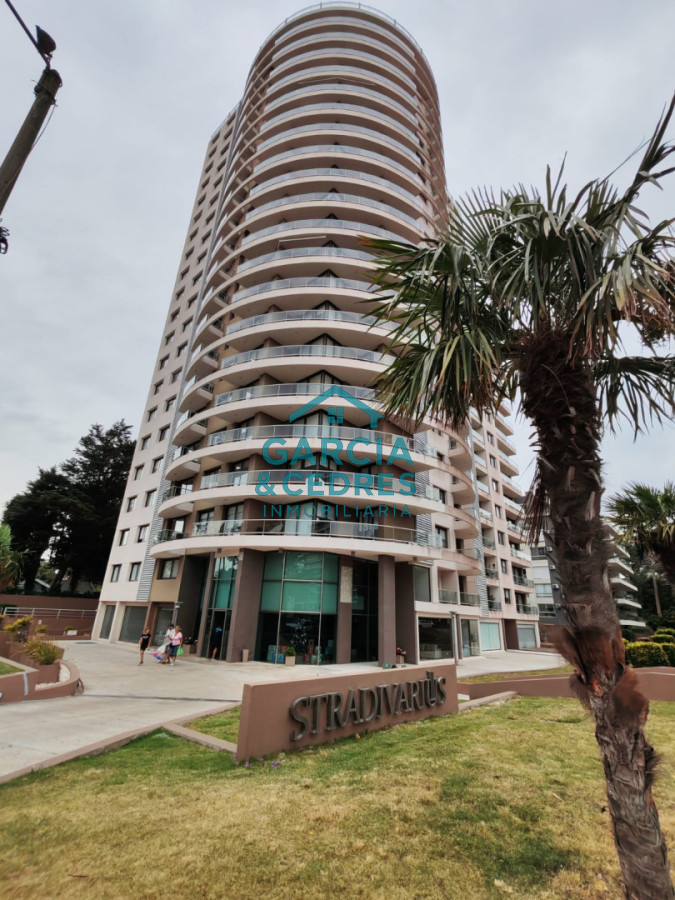 Apartamento ID.125 - ALQUILER DE TEMPORADA EN EDIFICIO STRADIVARIUS APTO 1 DORM. 1 BAÑO 