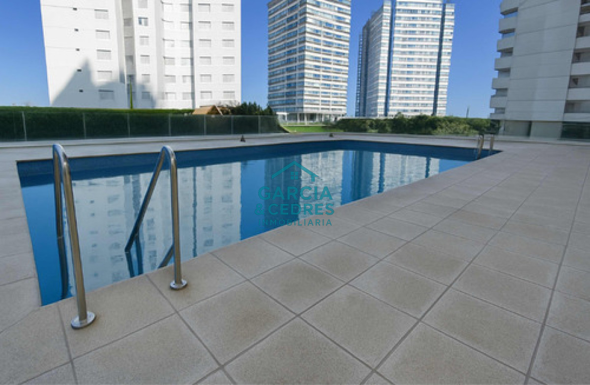 Apartamento ID.318 - Alquiler de temporada en Torre Marina I 