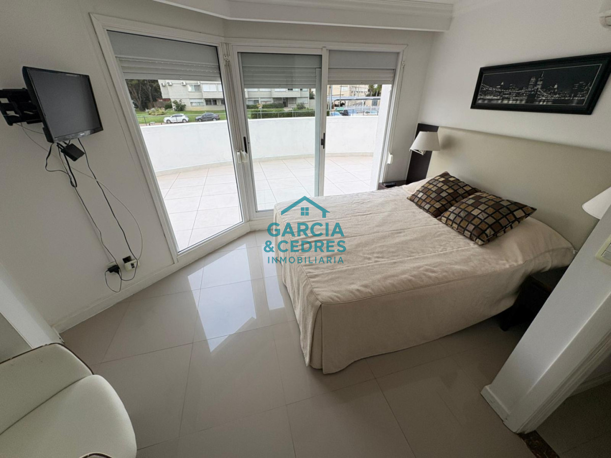 Apartamento ID.267 - Apartamento de 3 dormitorios en Casino Tower, Punta del Este