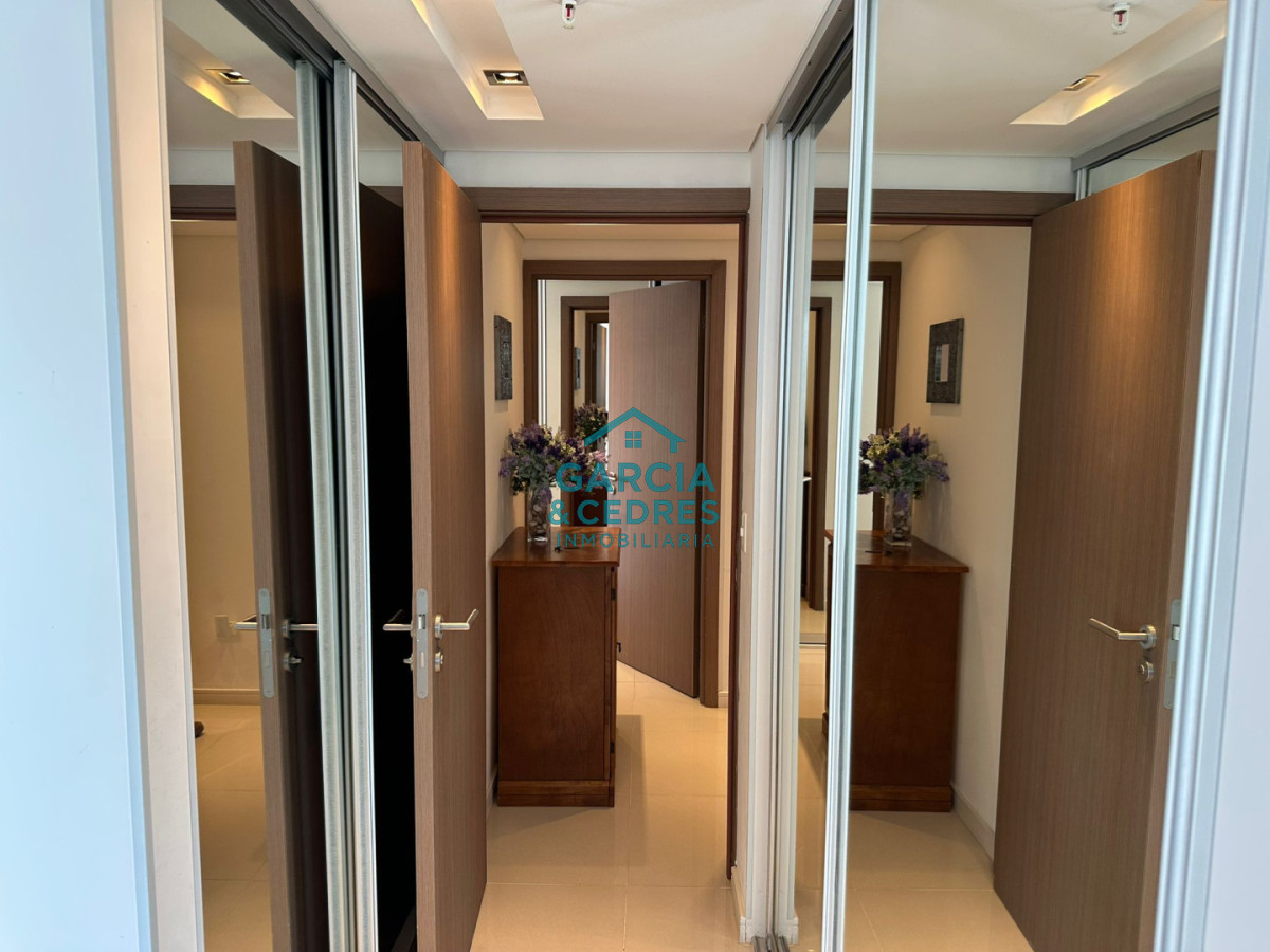 Apartamento ID.394 - VENDO EXCELENTE APTO DE 2 DORM+DEPENDENCIA , 4 BAÑOS EN TORRE LOOK BRAVA
