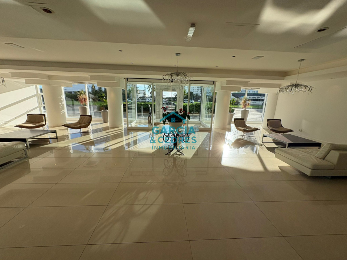 Apartamento ID.267 - Apartamento de 3 dormitorios en Casino Tower, Punta del Este