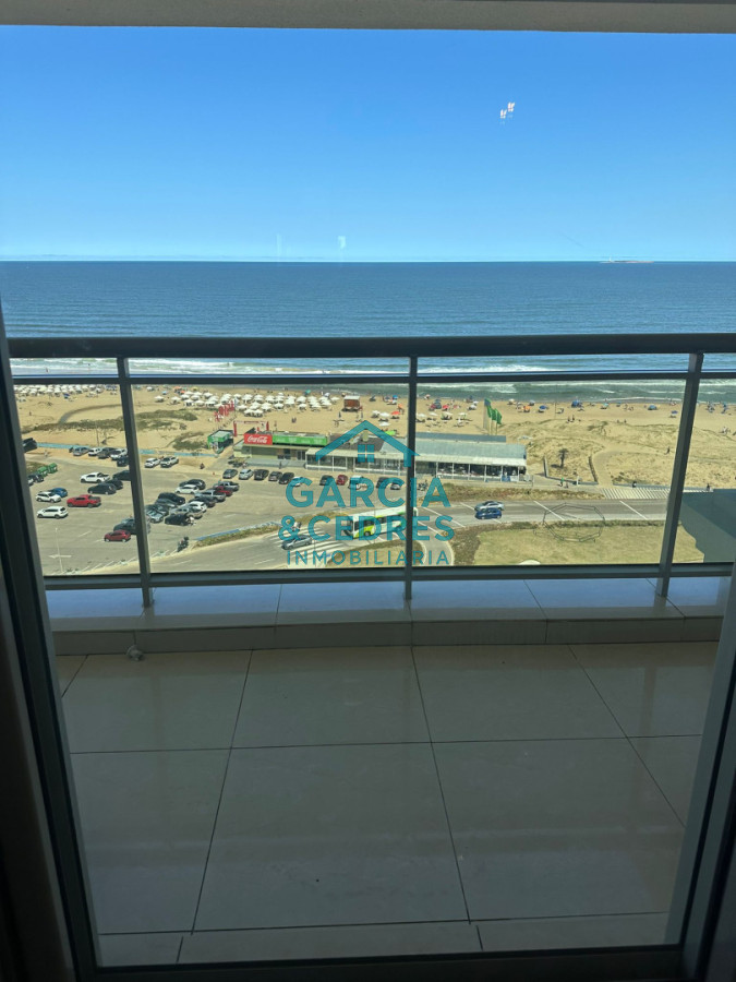 Apartamento ID.175 - Torre Imperiale Exclusivo Apartamento de Gran Categoría con 4 Dormitorios, Servicio y 6 Baños