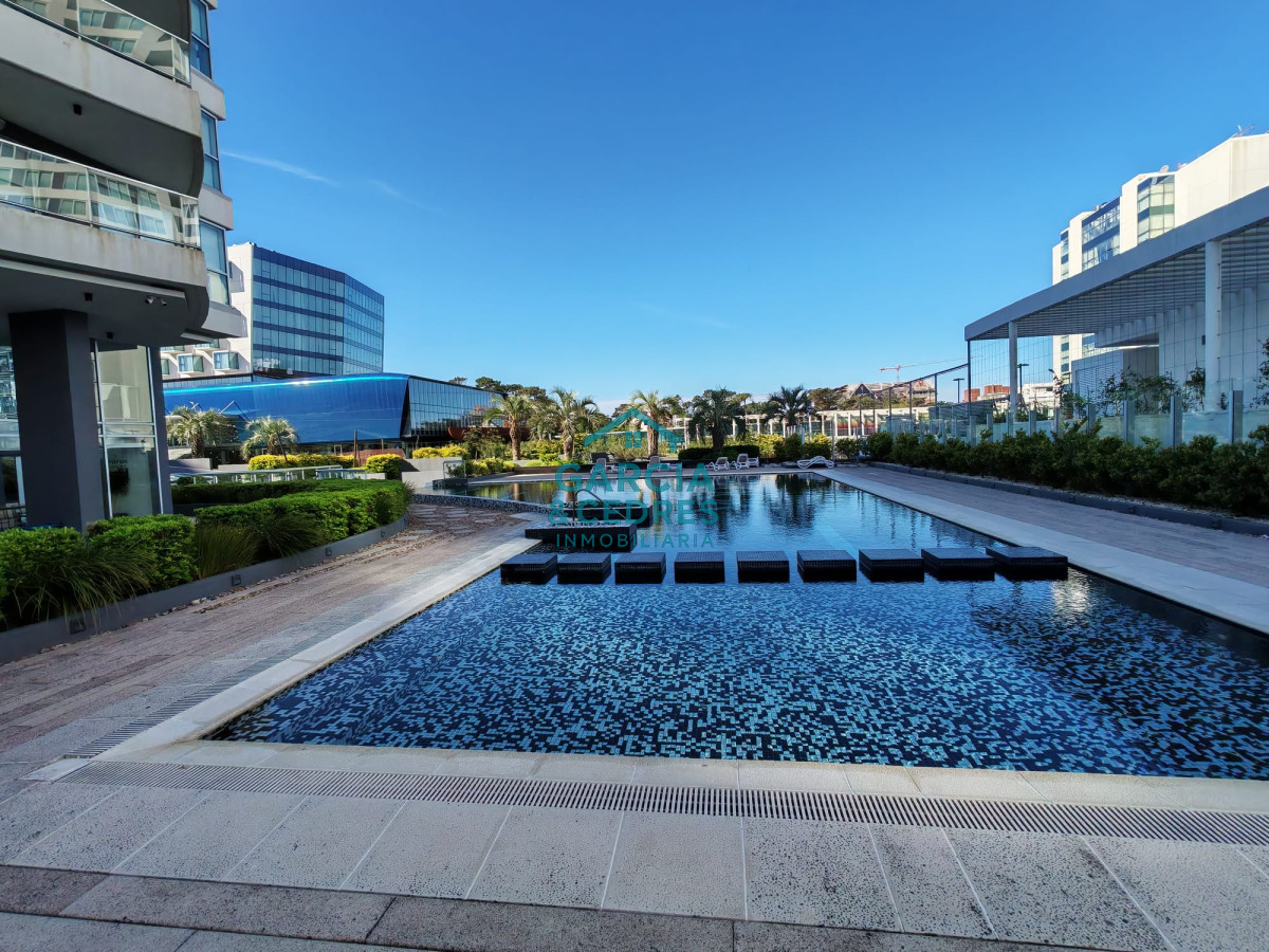 Apartamento ID.25 - VENDO EXCELENTE APTO DE 2 DORM+DEPENDENCIA , 4 BAÑOS EN TORRE LOOK BRAVA