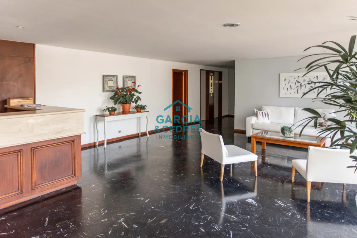 Apartamento ID.431 - Alquiler anual - Apartamento de 2 Dormitorios Reciclado en Bahia Palace