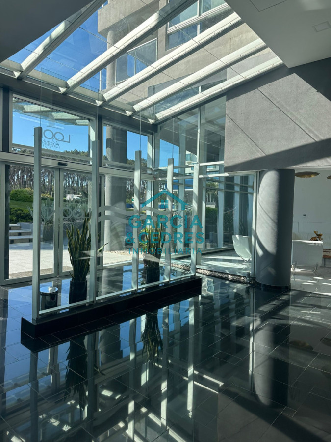 Apartamento ID.25 - VENDO EXCELENTE APTO DE 2 DORM+DEPENDENCIA , 4 BAÑOS EN TORRE LOOK BRAVA