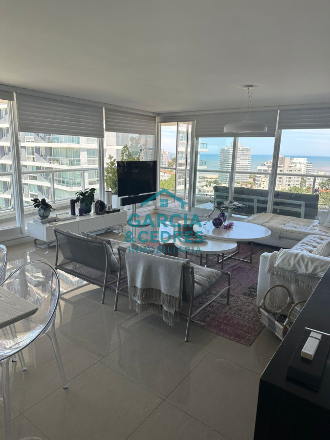 Apartamento ID.106 - ALQUILO EXCEPCIONAL  APTO DE 3 DORM Y 4 BAÑOS EN TORRE ONE I EN PLAYA BRAVA PISO 11