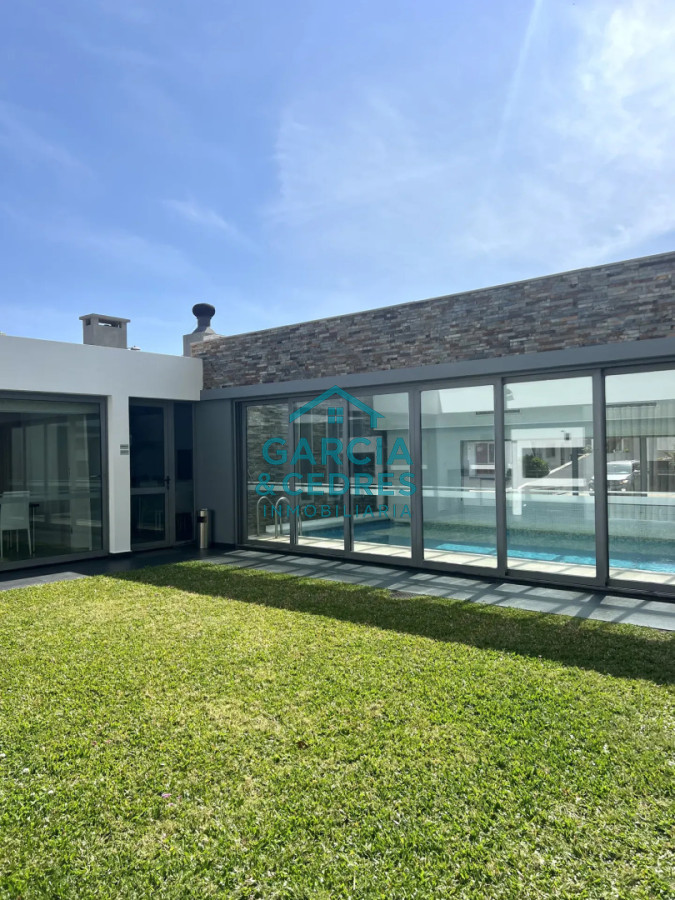 Apartamento ID.481 - Alquiler invernal en Chronos Tower, Punta del Este