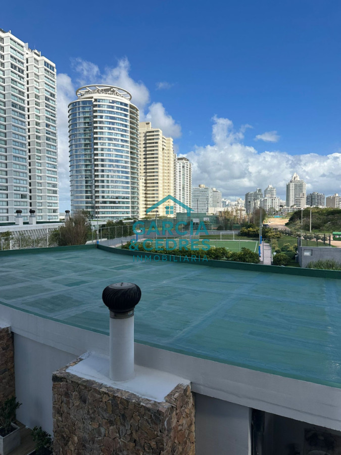 Apartamento ID.394 - VENDO EXCELENTE APTO DE 2 DORM+DEPENDENCIA , 4 BAÑOS EN TORRE LOOK BRAVA