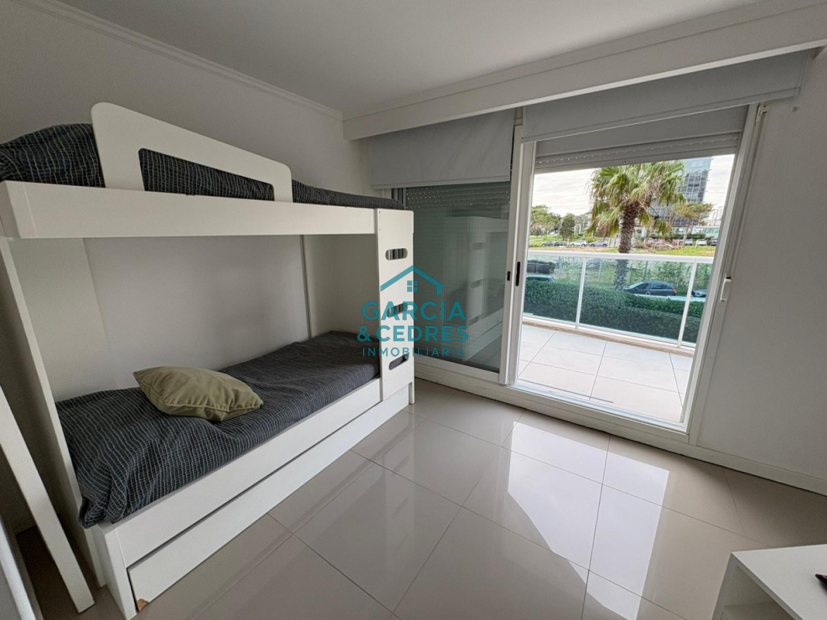 Apartamento ID.267 - Apartamento de 3 dormitorios en Casino Tower, Punta del Este