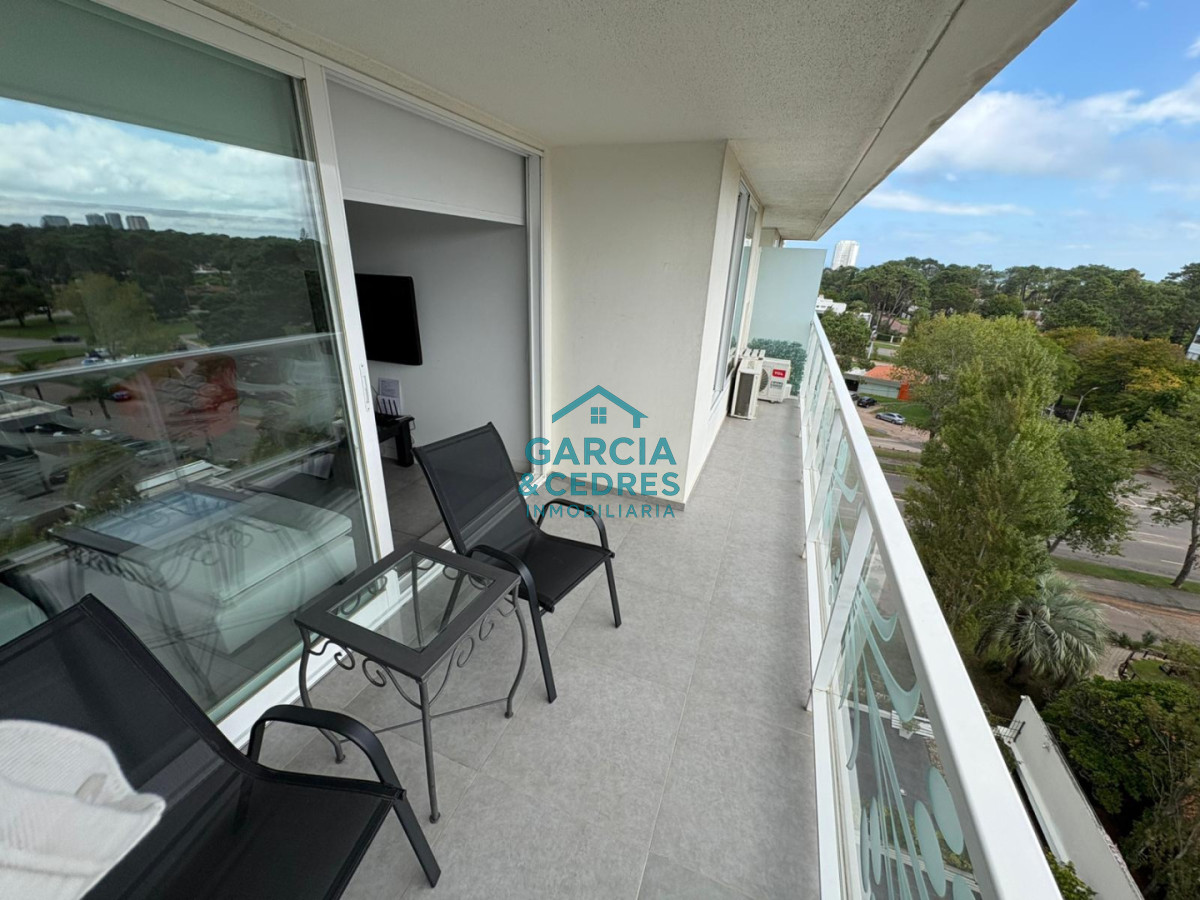 Apartamento ID.2 - Oportunidad en Torre YOO - Punta del Este