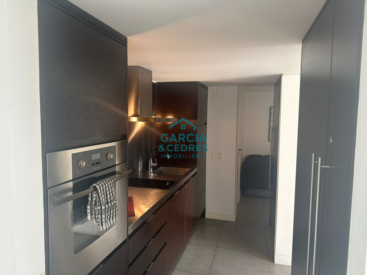 Apartamento ID.2 -  Vendo Apto En Torre Yoo de 1 1/2 dormitorio Excelente Estado . Una Torre Con Todas Las Amenidades . No Deje De Perder Esta Oportunidad