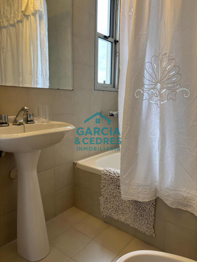 Apartamento ID.318 - Alquiler de temporada en Torre Marina I 