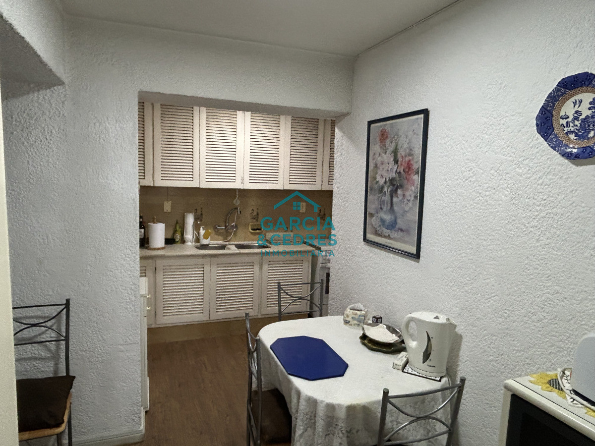 Apartamento ID.5 -  Vendo Apto En Torre Marfil de 2 dormitorios en muy buen estado . Una Torre de muy buena construccion . No Deje De Perder Esta Oportunidad